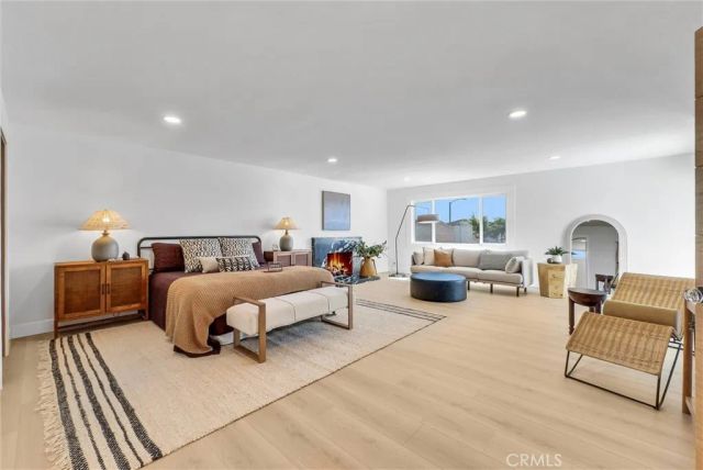 3690 Marigold, Seal Beach, CA 90740
