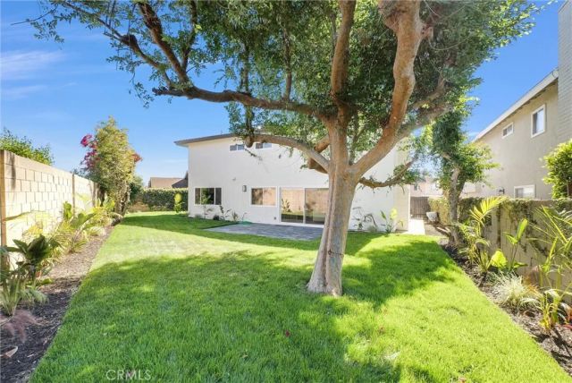 3690 Marigold, Seal Beach, CA 90740