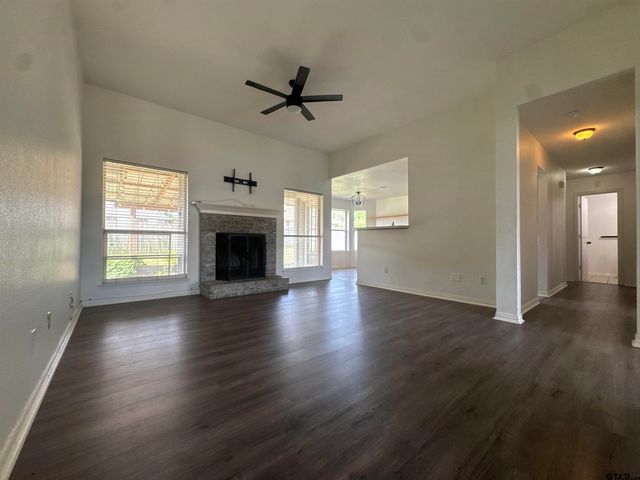 10845 Nashville Dr, Flint, TX 75762