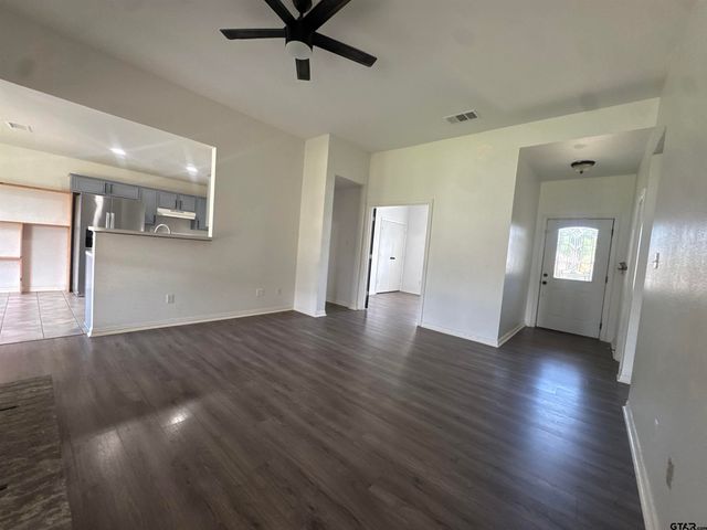10845 Nashville Dr, Flint, TX 75762