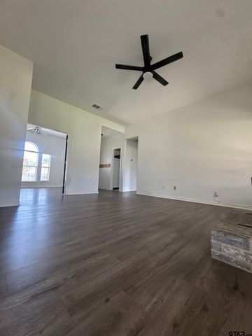 10845 Nashville Dr, Flint, TX 75762
