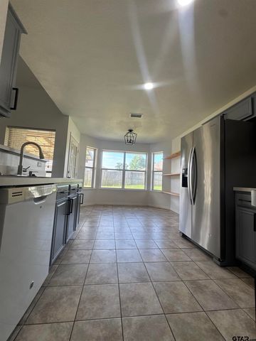 10845 Nashville Dr, Flint, TX 75762