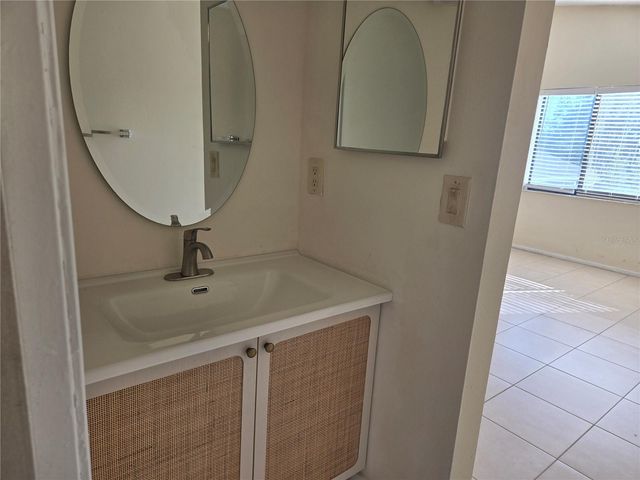 1054 LOTUS COVE COURT 646, Altamonte Springs, FL 32714