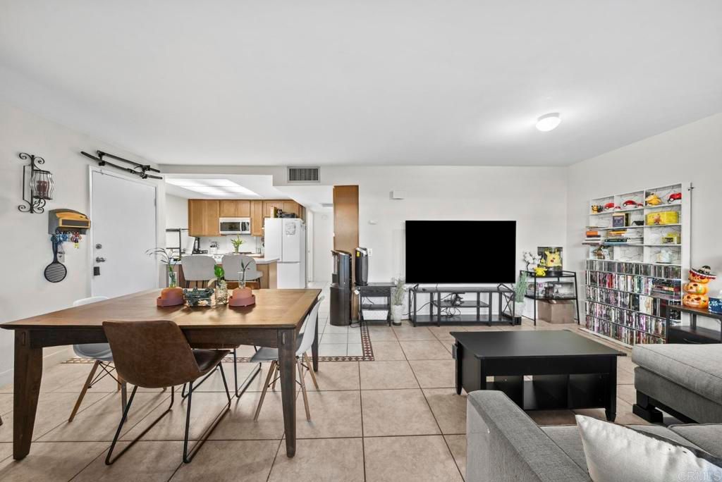 475 N Midway Drive 153, Escondido, CA 92027 — photo 2