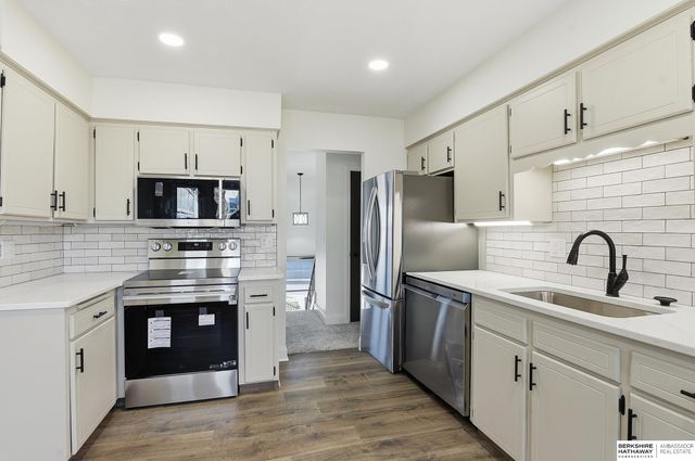 720 Leprechaun Lane, Papillion, NE 68046