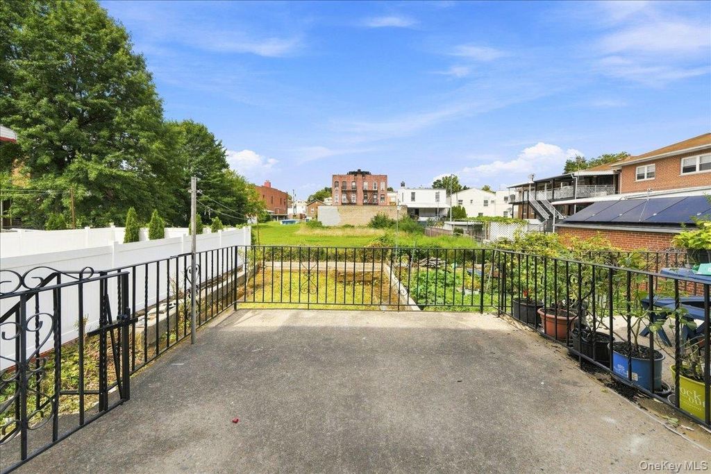 1463 Pelham Parkway N, Bronx, NY 10469 — photo 5