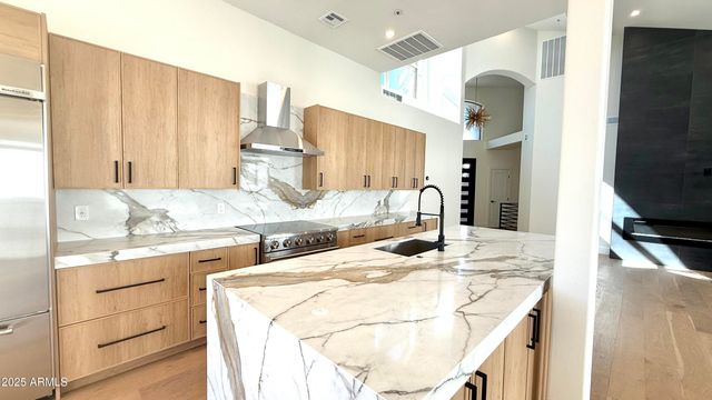 8133 E CORTEZ Drive, Scottsdale, AZ 85260