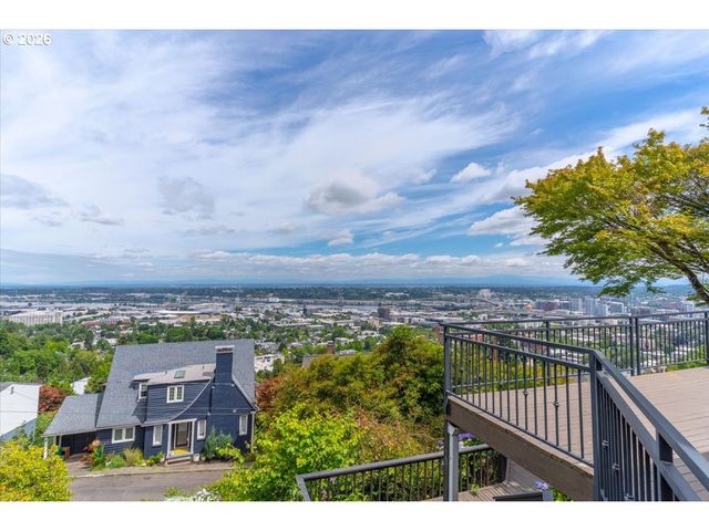 294 Nw MACLEAY Blvd, Portland, OR 97210