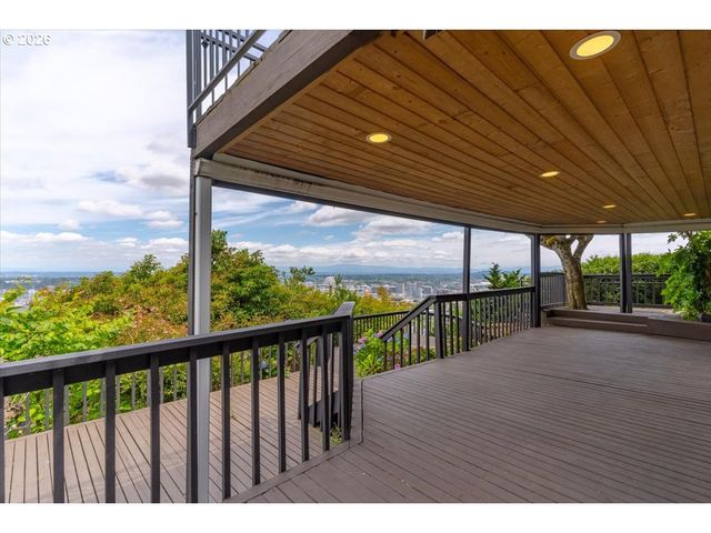 294 Nw MACLEAY Blvd, Portland, OR 97210