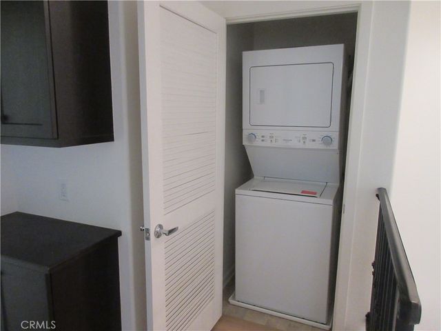 7610 N. Honor Way, Van Nuys, CA 91405