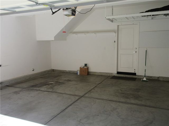 7610 N. Honor Way, Van Nuys, CA 91405