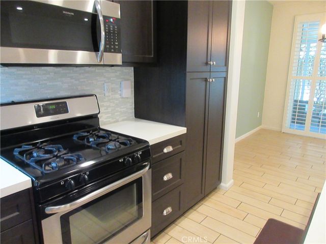 7610 N. Honor Way, Van Nuys, CA 91405
