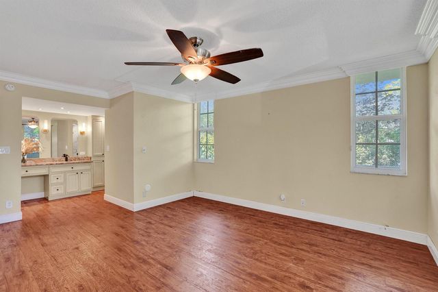 3621 Oaks Clubhouse Drive 101, Pompano Beach, FL 33069