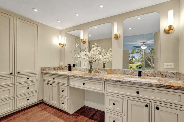 3621 Oaks Clubhouse Drive 101, Pompano Beach, FL 33069