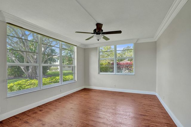 3621 Oaks Clubhouse Drive 101, Pompano Beach, FL 33069
