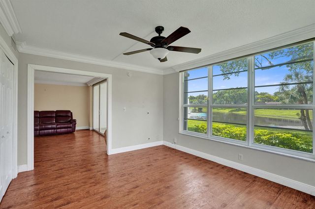3621 Oaks Clubhouse Drive 101, Pompano Beach, FL 33069