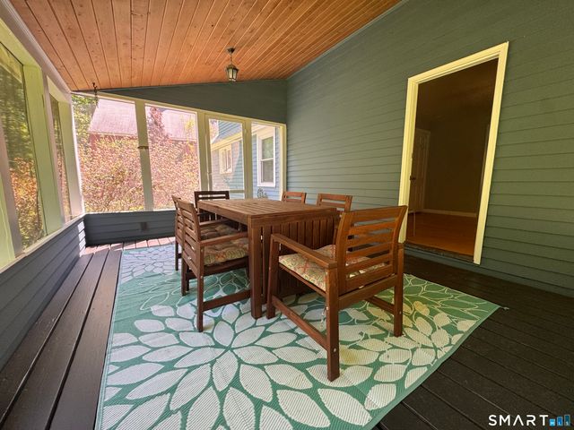 16 Cross Brook Road, Woodbury, CT 06798