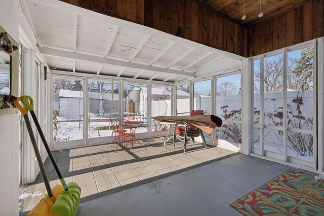 3925 Perry Avenue N, Robbinsdale, MN 55422