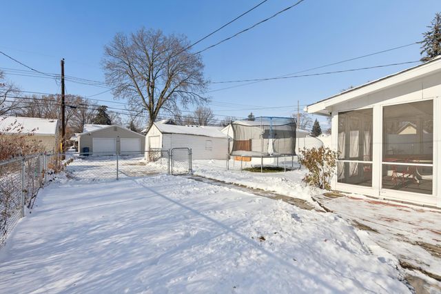 3925 Perry Avenue N, Robbinsdale, MN 55422