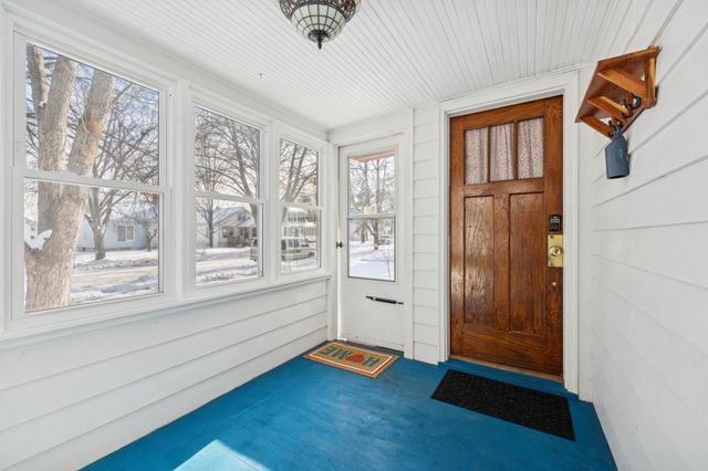 3925 Perry Avenue N, Robbinsdale, MN 55422