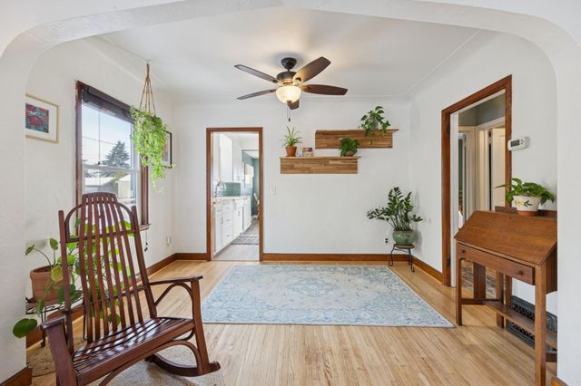 3925 Perry Avenue N, Robbinsdale, MN 55422