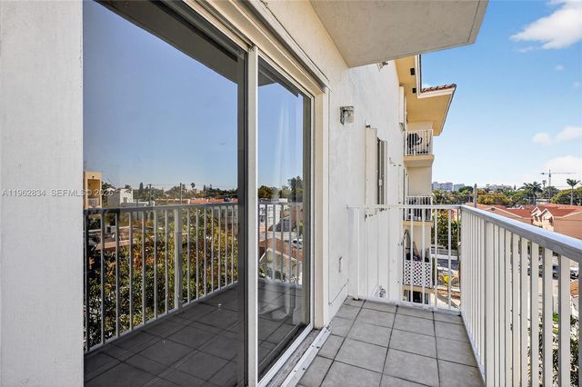 134 SW 7th Ave 404, Miami, FL 33130