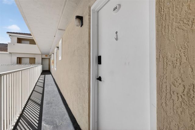 134 SW 7th Ave 404, Miami, FL 33130