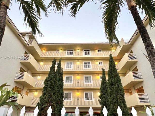 134 SW 7th Ave 404, Miami, FL 33130