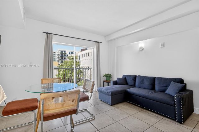 134 SW 7th Ave 404, Miami, FL 33130