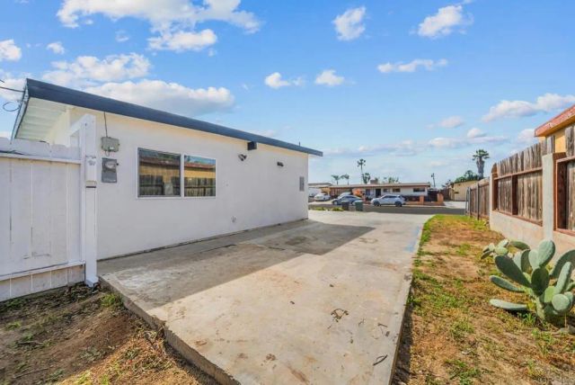 927 Agua Tibia Avenue, Chula Vista, CA 91911