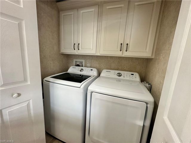 1514 Diamond Lake CIR, Naples, FL 34114