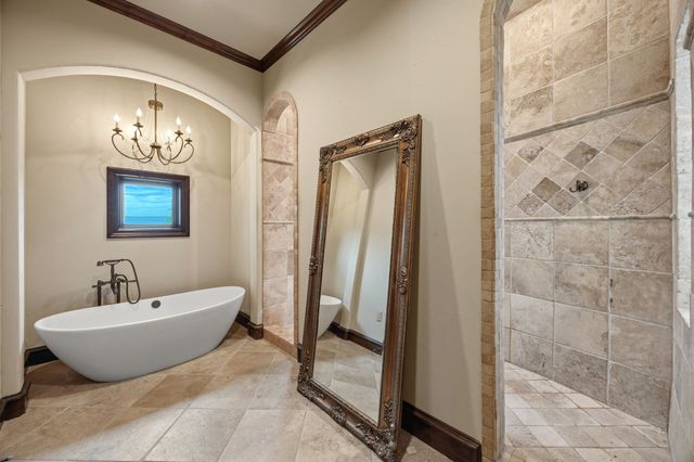 8 Meadowlake Drive, Heath, TX 75032
