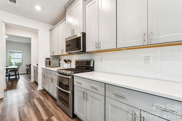 1071 Amberley Crossing Drive, Belmont, NC 28012