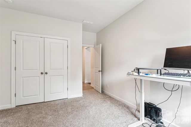 1071 Amberley Crossing Drive, Belmont, NC 28012