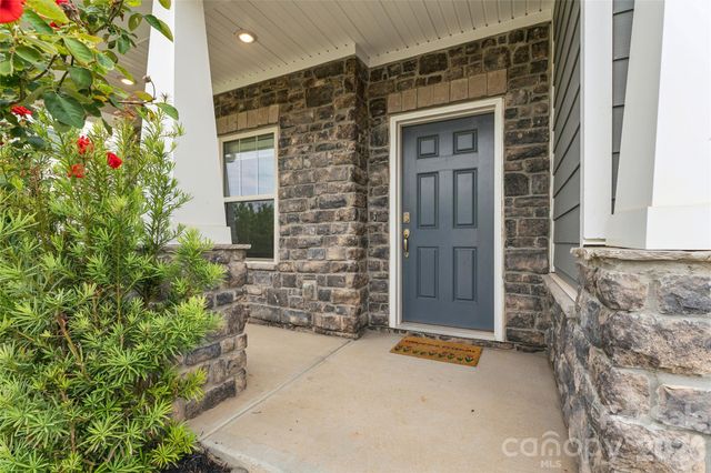 1071 Amberley Crossing Drive, Belmont, NC 28012