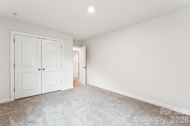 1071 Amberley Crossing Drive, Belmont, NC 28012