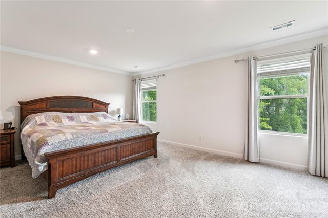 1071 Amberley Crossing Drive, Belmont, NC 28012