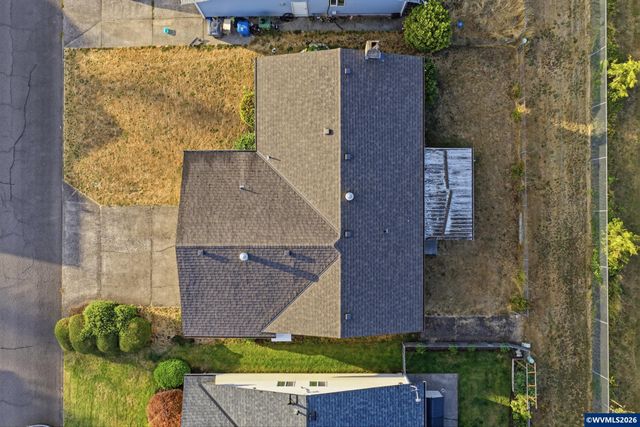 334 S Cascade Dr, Woodburn, OR 97071