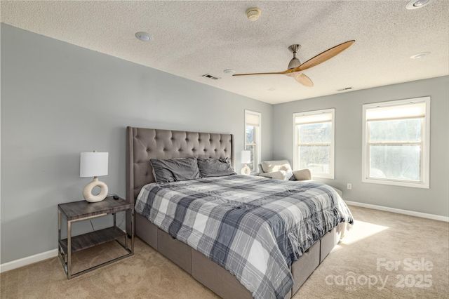 968 Plantation Drive, Marion, NC 28752