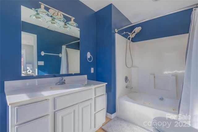 968 Plantation Drive, Marion, NC 28752