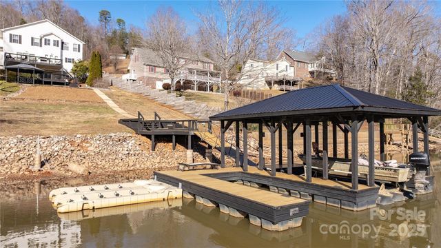 968 Plantation Drive, Marion, NC 28752