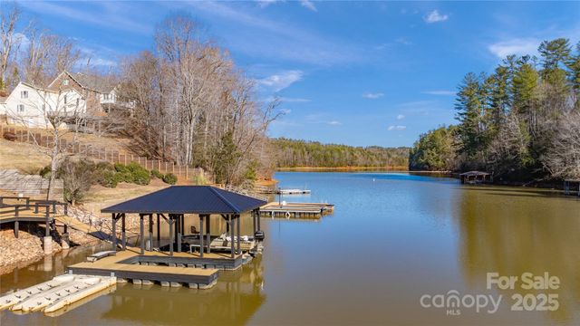 968 Plantation Drive, Marion, NC 28752