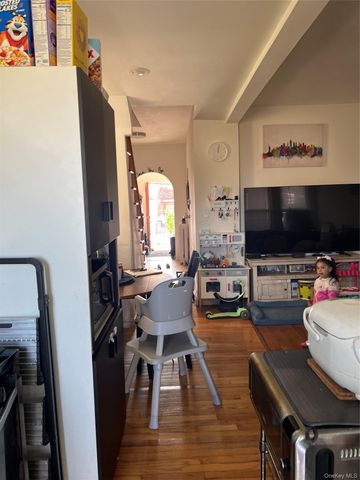 10309 32nd Avenue, East Elmhurst, NY 11369