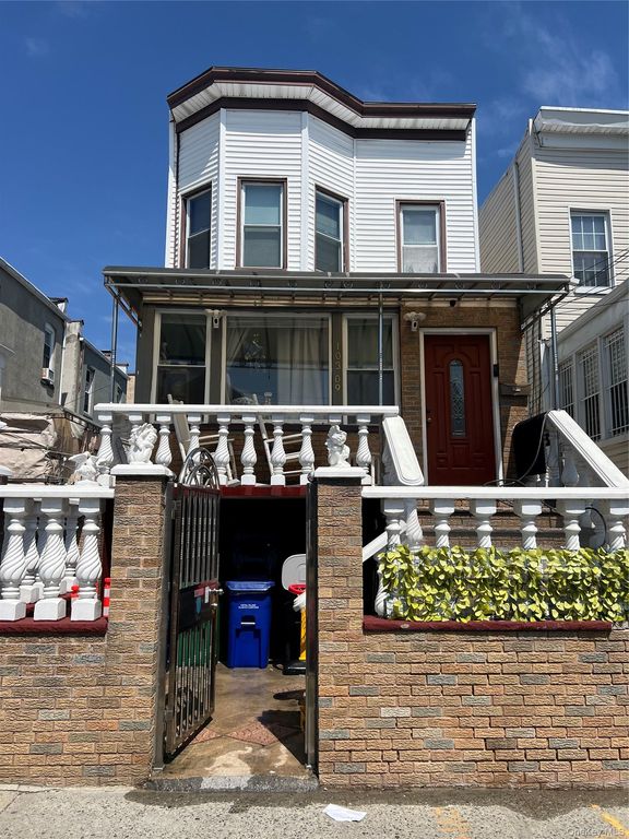10309 32nd Avenue, East Elmhurst, NY 11369