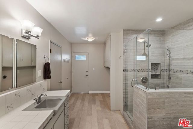 17537 Margate Street, Encino, CA 91316