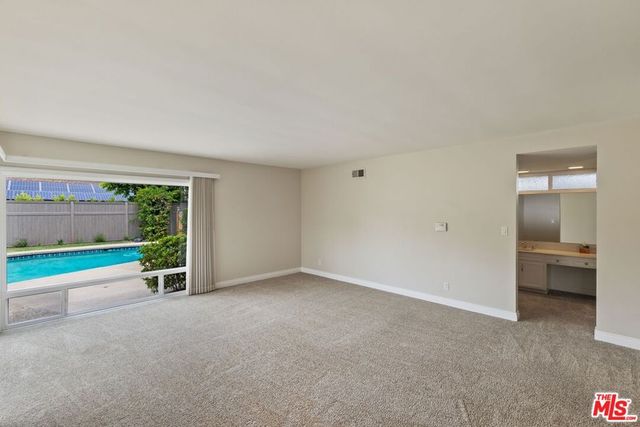 17537 Margate Street, Encino, CA 91316