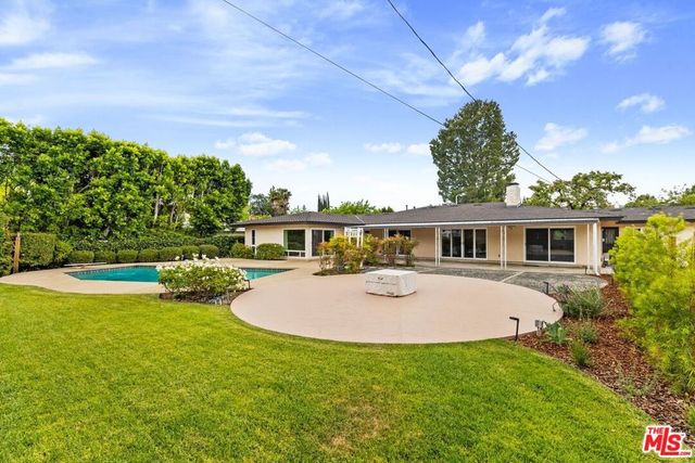 17537 Margate Street, Encino, CA 91316