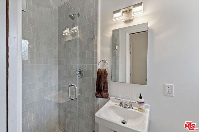 17537 Margate Street, Encino, CA 91316