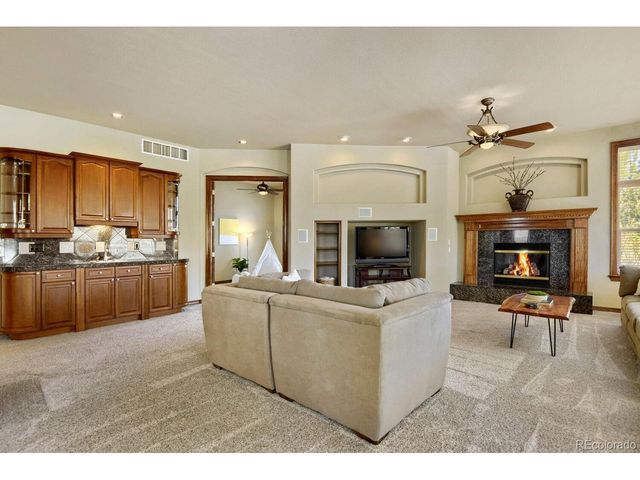 8050 Witney Pl, Lone Tree, CO 80124