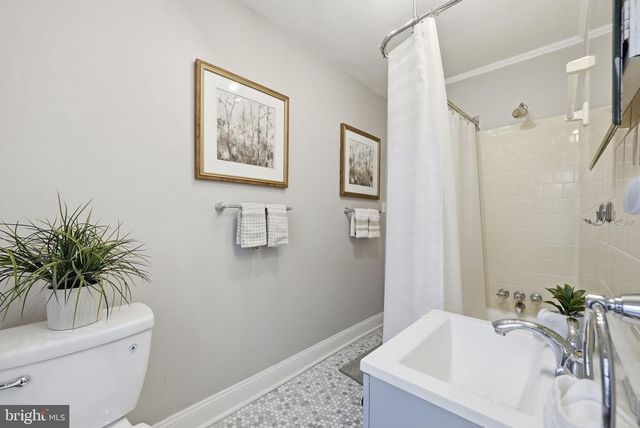 1544 34TH ST NW, Washington, DC 20007